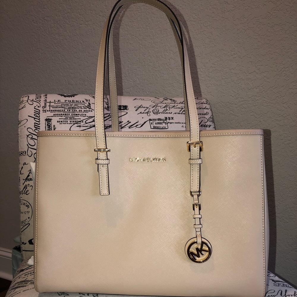 Michael Kors bag- ballet pink saffiano large